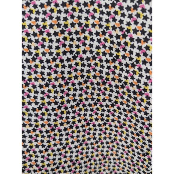 Cabi Women’s Blouse Ruffle Sleeveless Tan Black Star Print Top Size Medium - Picture 3 of 11